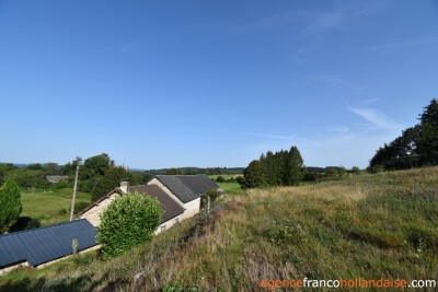 Boerderij met bijgebouwen en 4 hectare