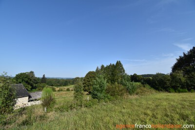 Boerderij met bijgebouwen en 4 hectare