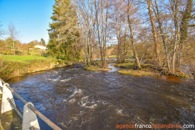 Industrieel stoer aan het water