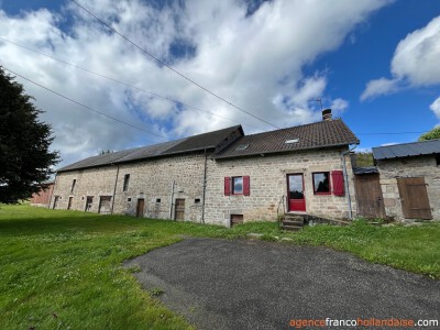 Boerderij, schuren, ruine/gîte en 4,3 hectare