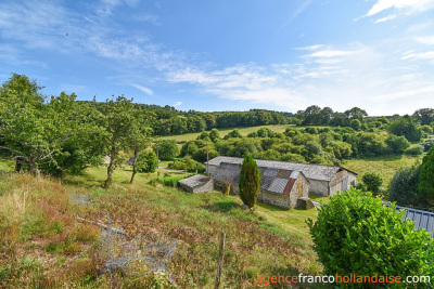 Boerderij, schuren, ruine/gîte en 4,3 hectare