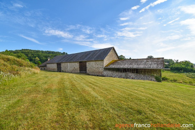 Boerderij, schuren, ruine/gîte en 4,3 hectare