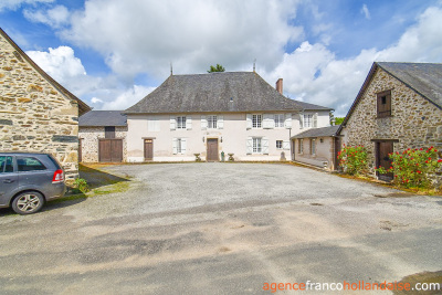 Bourgeoise woning midden in het dorp